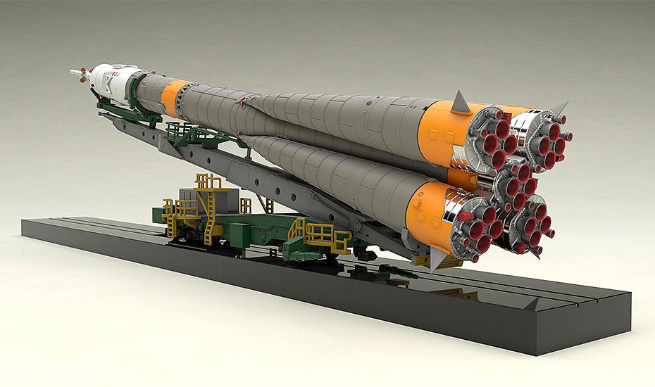 1/150 Soyuz Rocket & Transport Train Model Kit – Gundam Planet