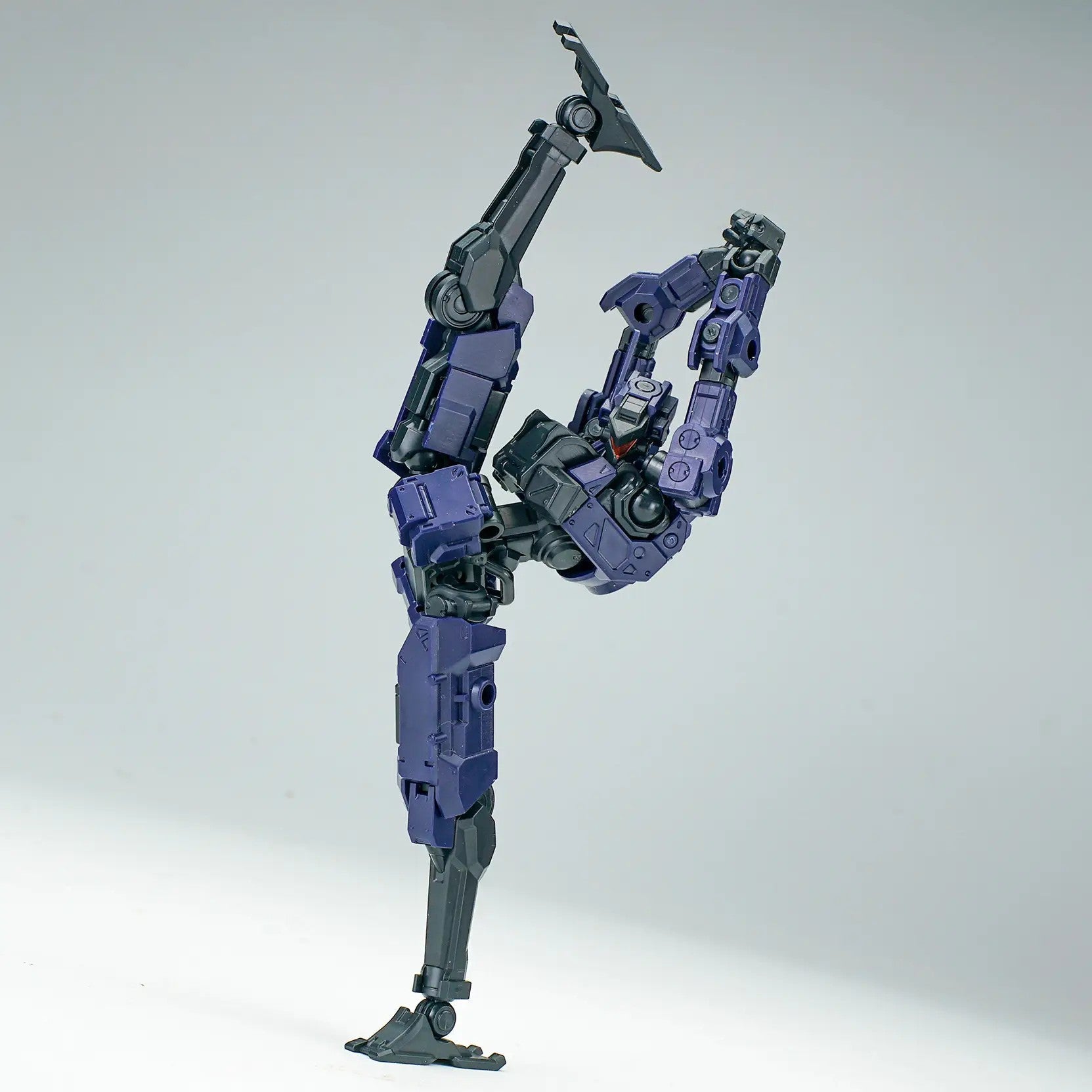 1/18 3min Project Fenrir-A2 Standard Type (Police Blue) Model Kit