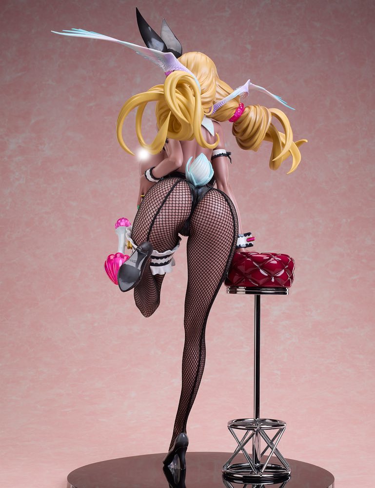 1/4 Kirara Akutsu Velvet Eclipse Bunny Ver. (Illustration by RAITA)