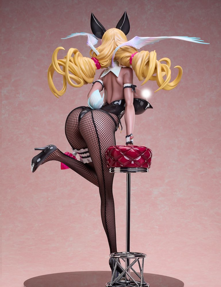 1/4 Kirara Akutsu Velvet Eclipse Bunny Ver. (Illustration by RAITA)