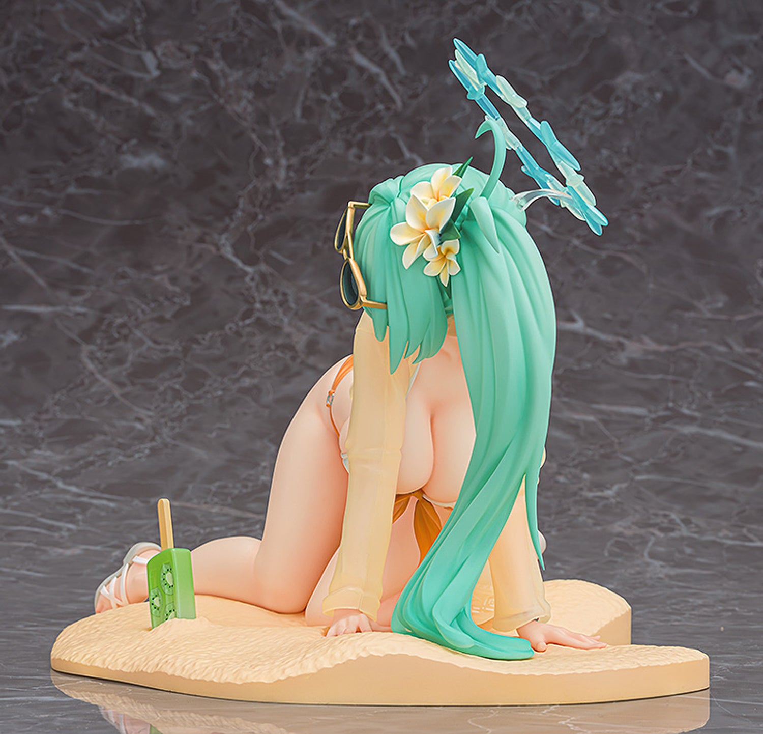 1/6 Hiyori: Swimsuit Memorial Lobby Ver. (Blue Archive)