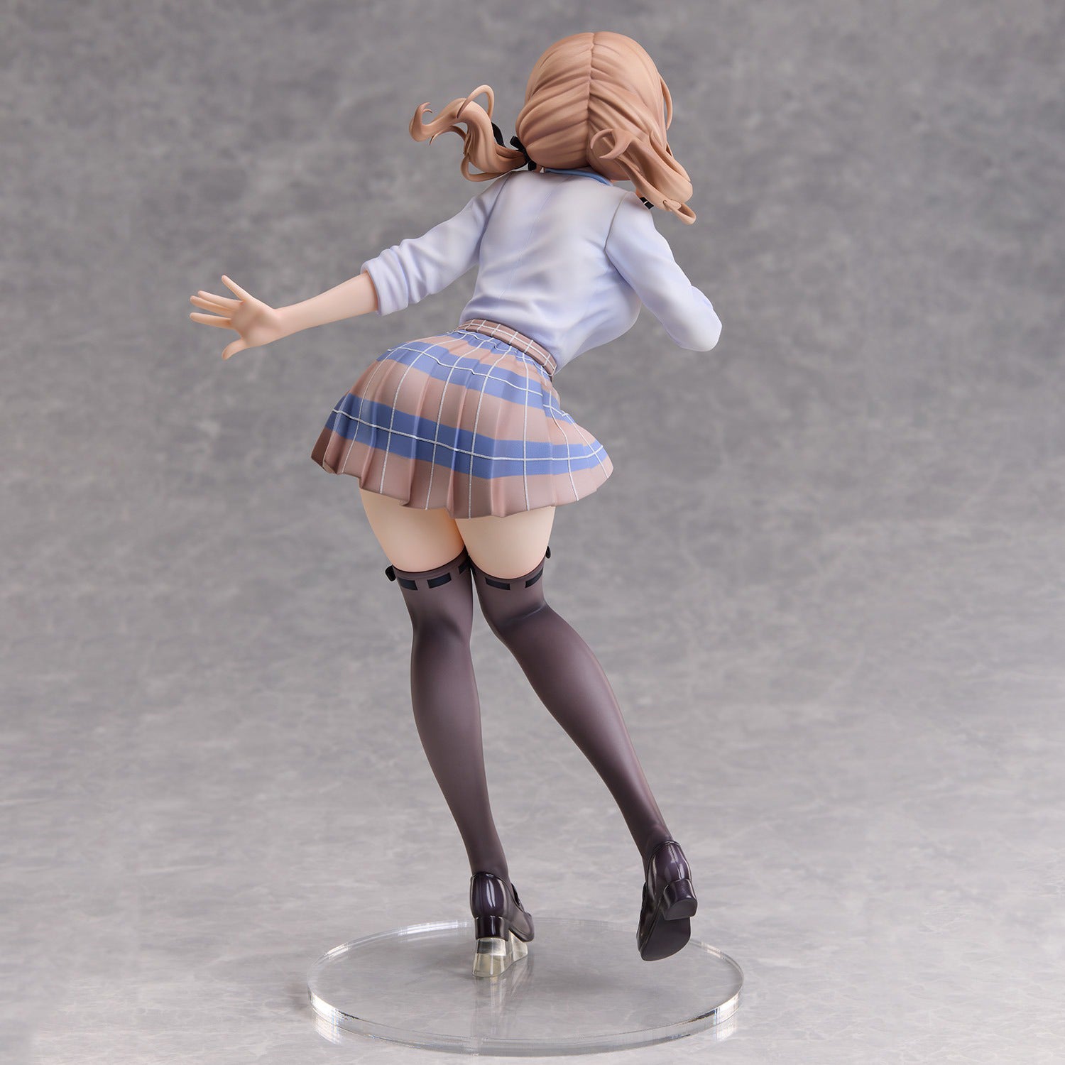 1/6 Naori Jinguji (Love Can't Be Divided Between Twins)