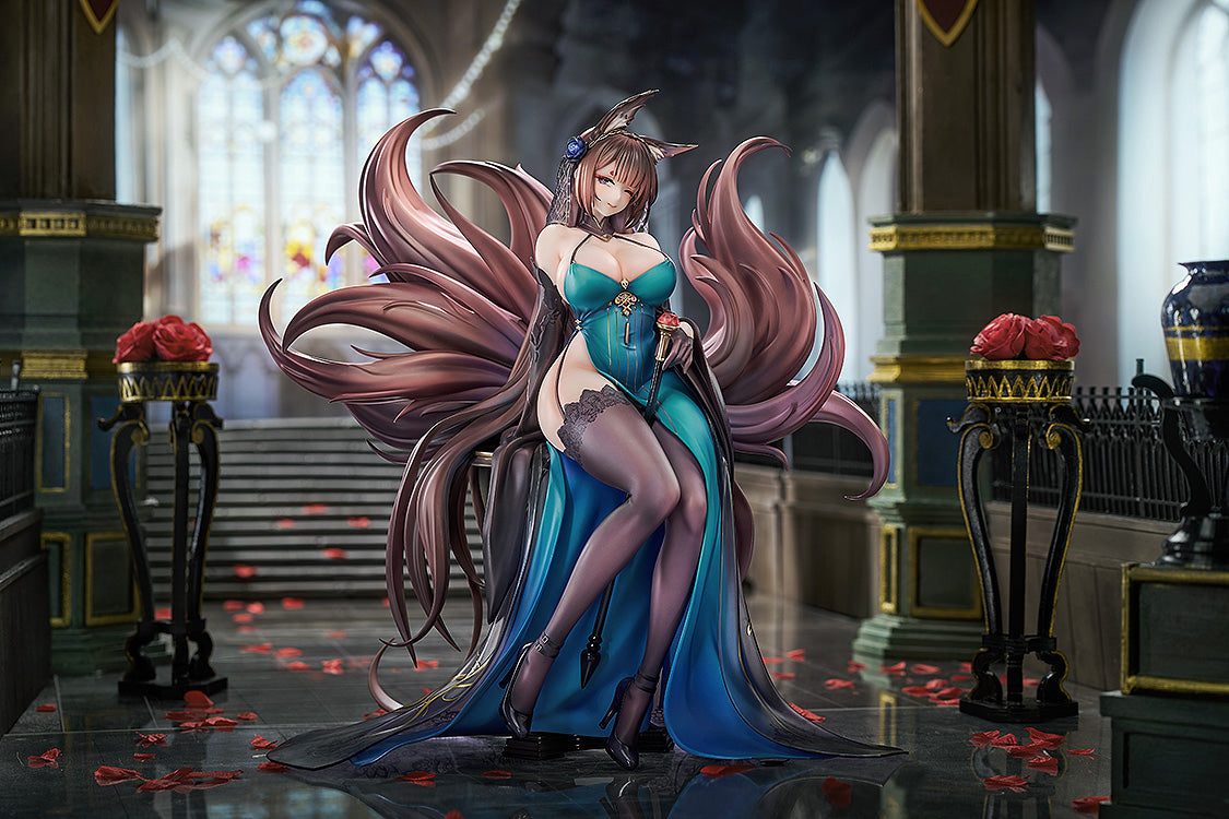 1/7 Amagi: Throne of Fallen Petals Ver. (Azur Lane)