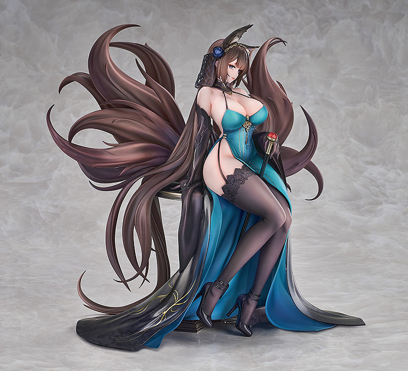 1/7 Amagi: Throne of Fallen Petals Ver. (Azur Lane)