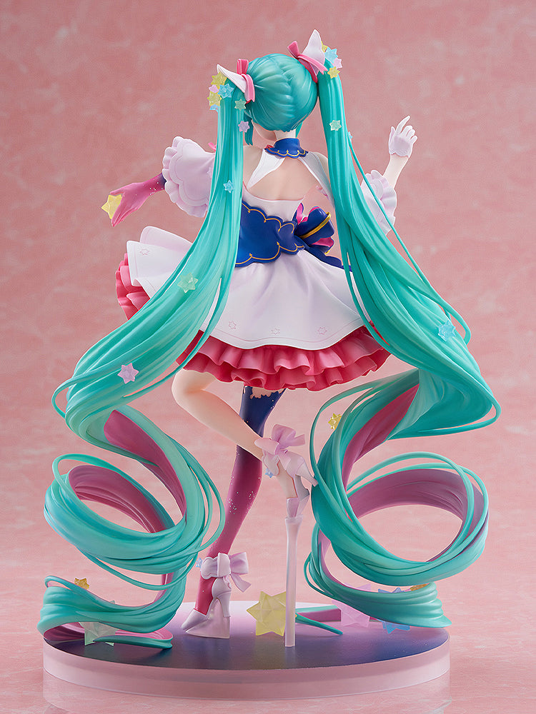 1/7 Creators Collection Figure: Hatsune Miku Rosuuri Ver.
