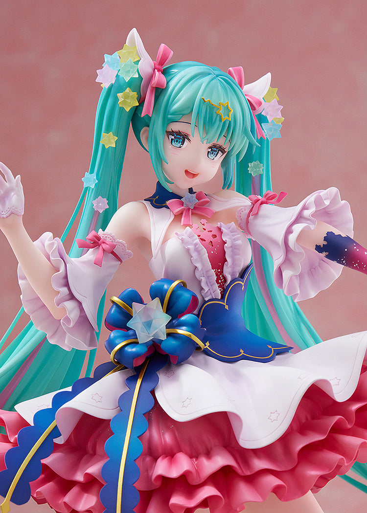 1/7 Creators Collection Figure: Hatsune Miku Rosuuri Ver.