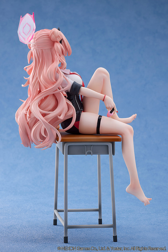 1/7 Kirara Memorial Lobby Ver. (Blue Archive)