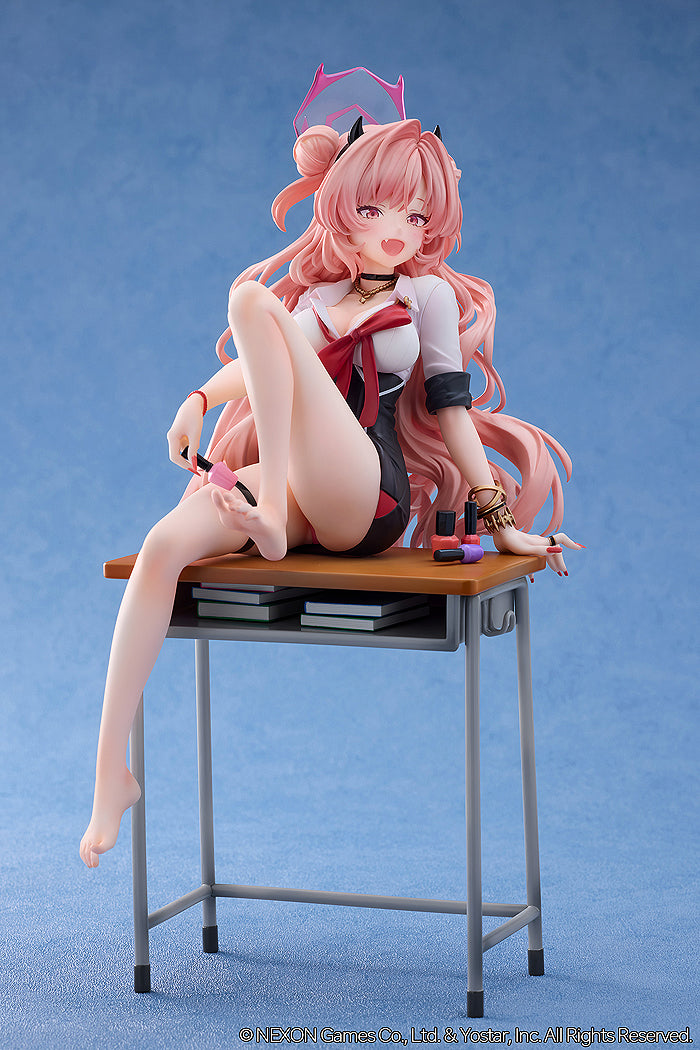 1/7 Kirara Memorial Lobby Ver. (Blue Archive)