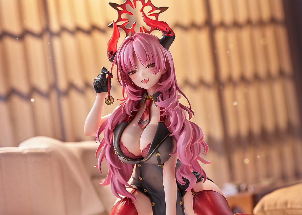 1/7 Satsuki Memorial Lobby Ver. (Blue Archive)