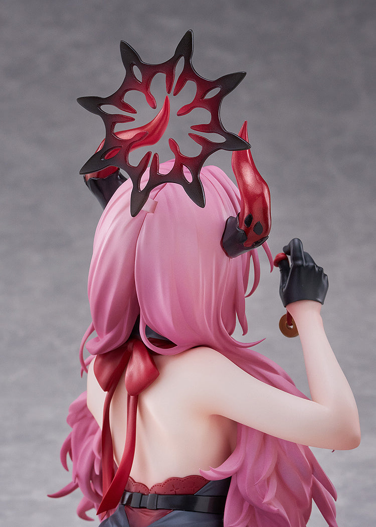 1/7 Satsuki Memorial Lobby Ver. (Blue Archive)