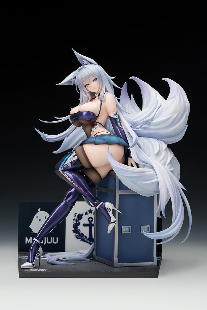1/7 Shinano Moonlit Chrome Ver. LED Acrylic Display Base Bundled Special Edition (Azur Lane)