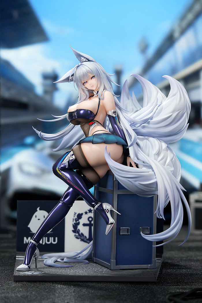 1/7 Shinano Moonlit Chrome Ver. LED Acrylic Display Base Bundled Special Edition (Azur Lane)