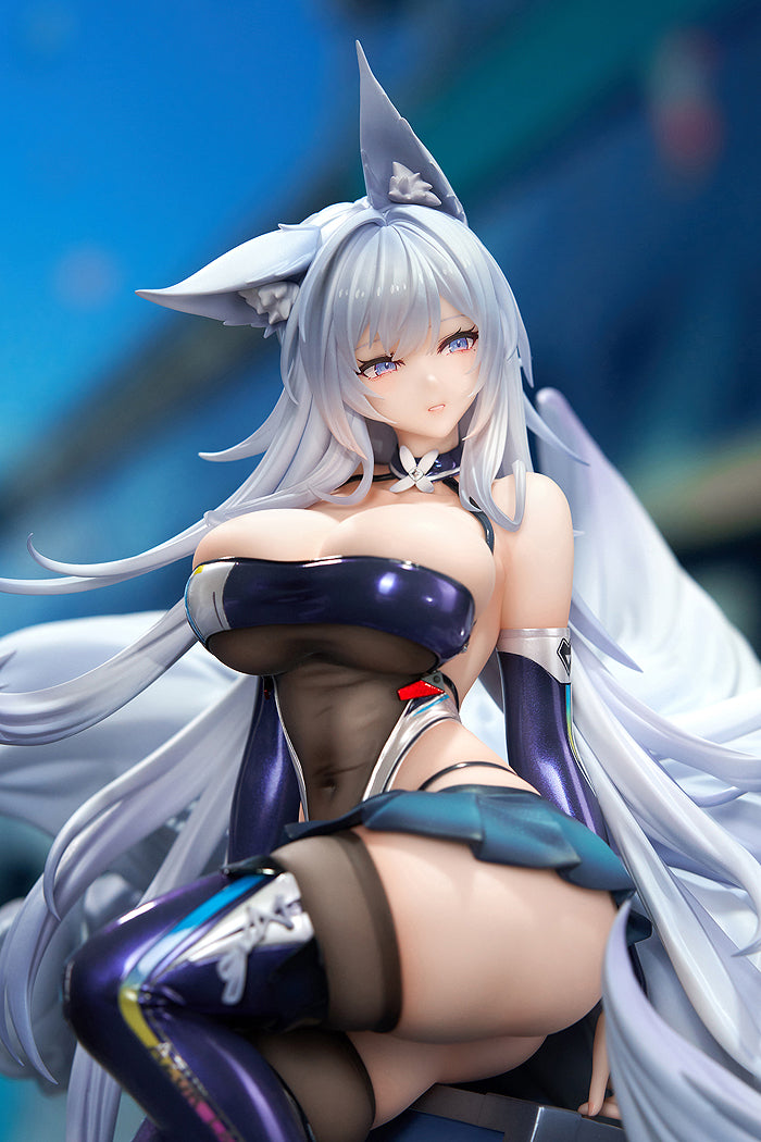 1/7 Shinano Moonlit Chrome Ver. LED Acrylic Display Base Bundled Special Edition (Azur Lane)