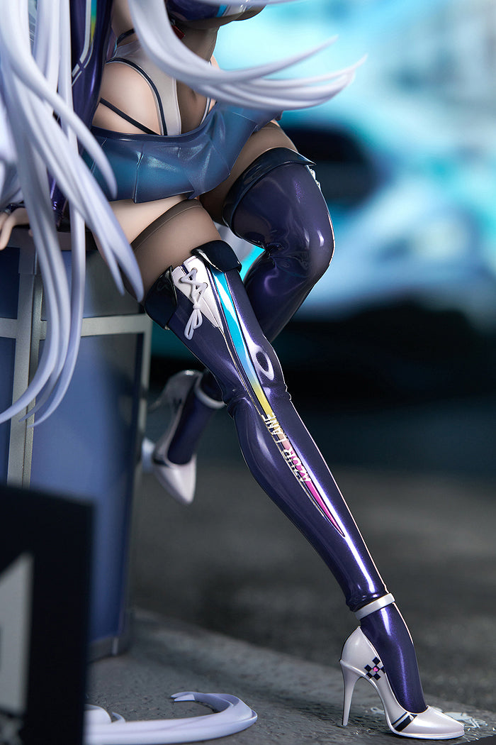 1/7 Shinano Moonlit Chrome Ver. LED Acrylic Display Base Bundled Special Edition (Azur Lane)