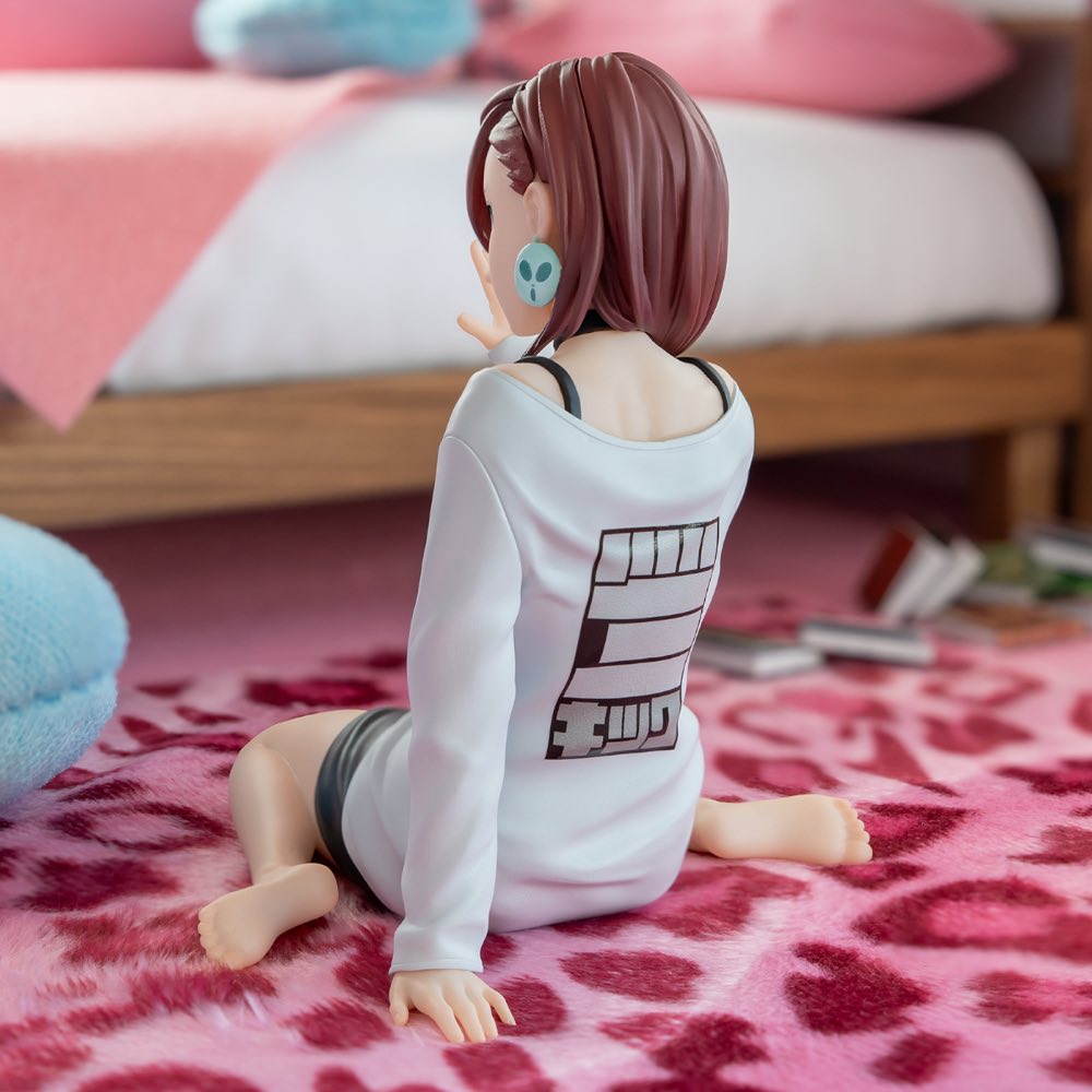 Dandadan Relax Time: Momo