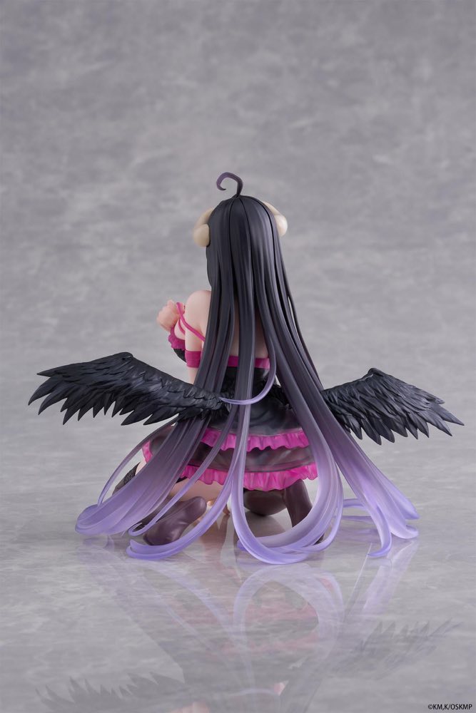 Desktop Cute Figure: Albedo Negligee Ver. (Overlord)