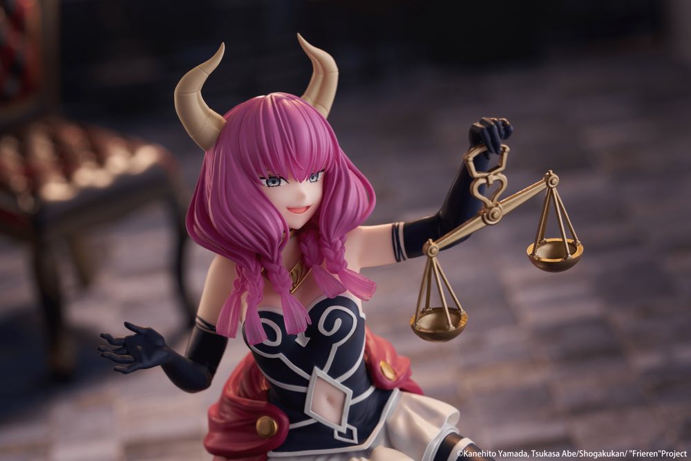 Desktop Cute Figure: Aura the Guillotine (Frieren: Beyond Journey's End)