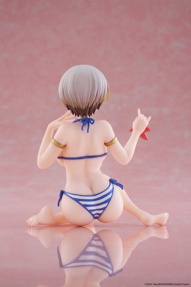 Desktop Cute Figure: Hana Uzaki Swimwear Ver. (Uzaki-chan Wants to Hang Out!)