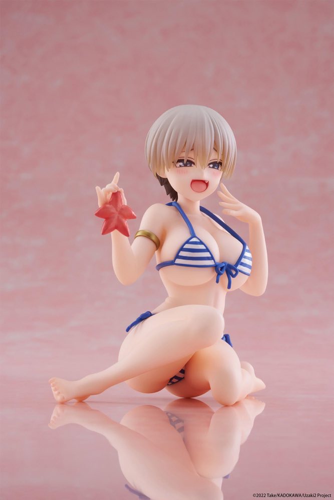 Desktop Cute Figure: Hana Uzaki Swimwear Ver. (Uzaki-chan Wants to Hang Out!)