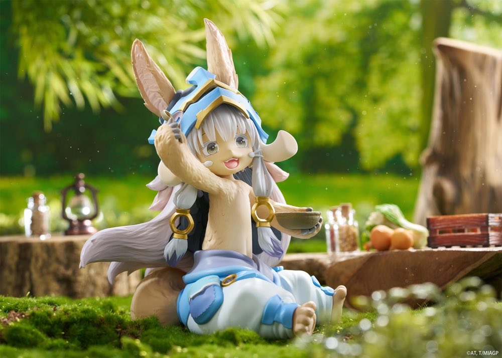Desktop Cute Figure: Nanachi Mealtime Ver. (Made in Abyss)