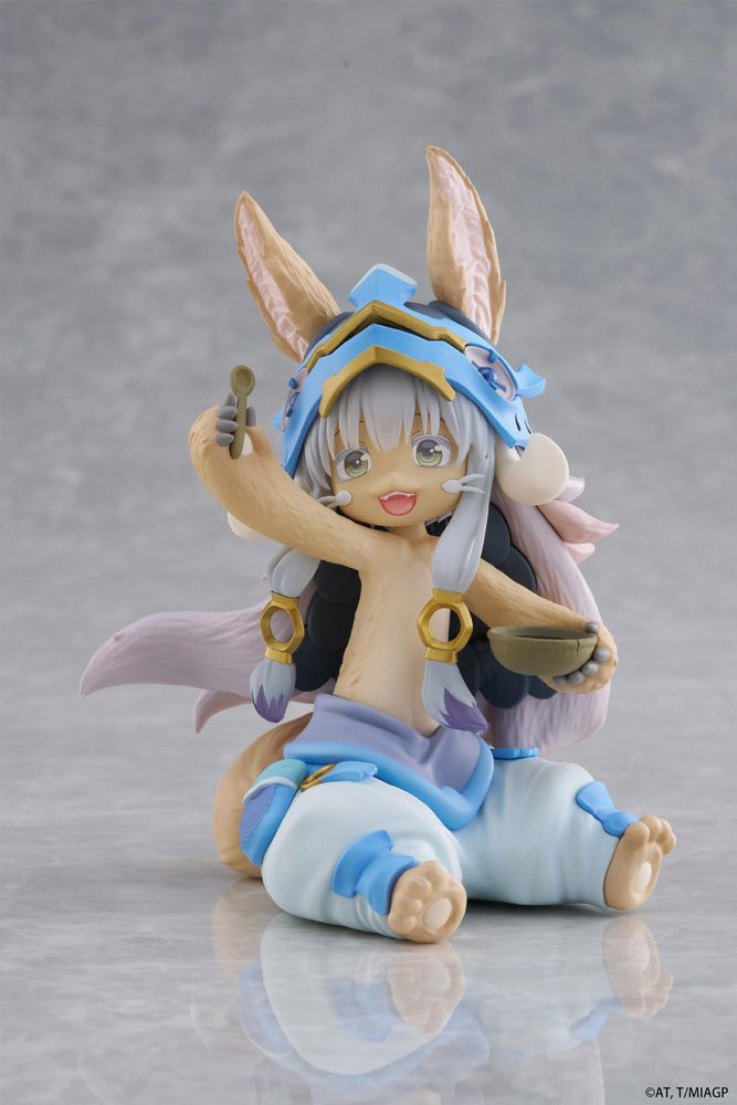 Desktop Cute Figure: Nanachi Mealtime Ver. (Made in Abyss)