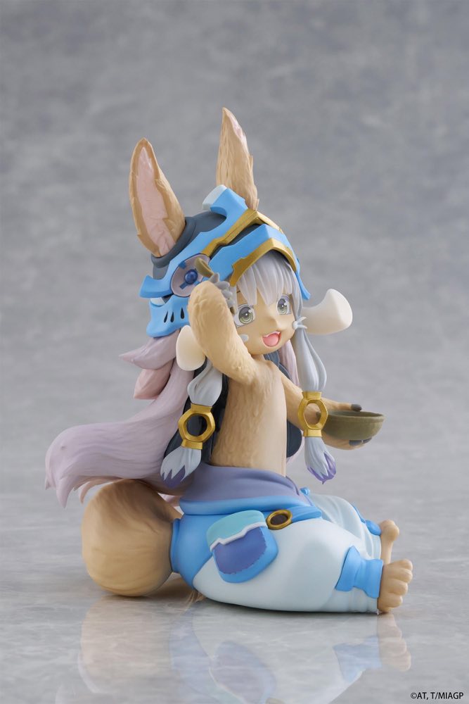 Desktop Cute Figure: Nanachi Mealtime Ver. (Made in Abyss)