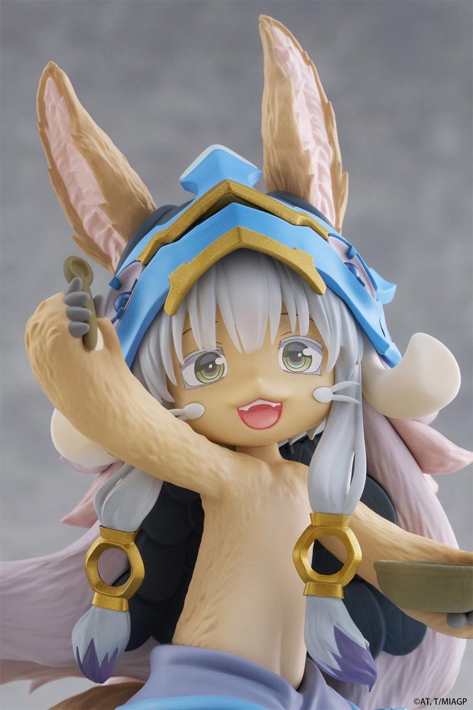 Desktop Cute Figure: Nanachi Mealtime Ver. (Made in Abyss)