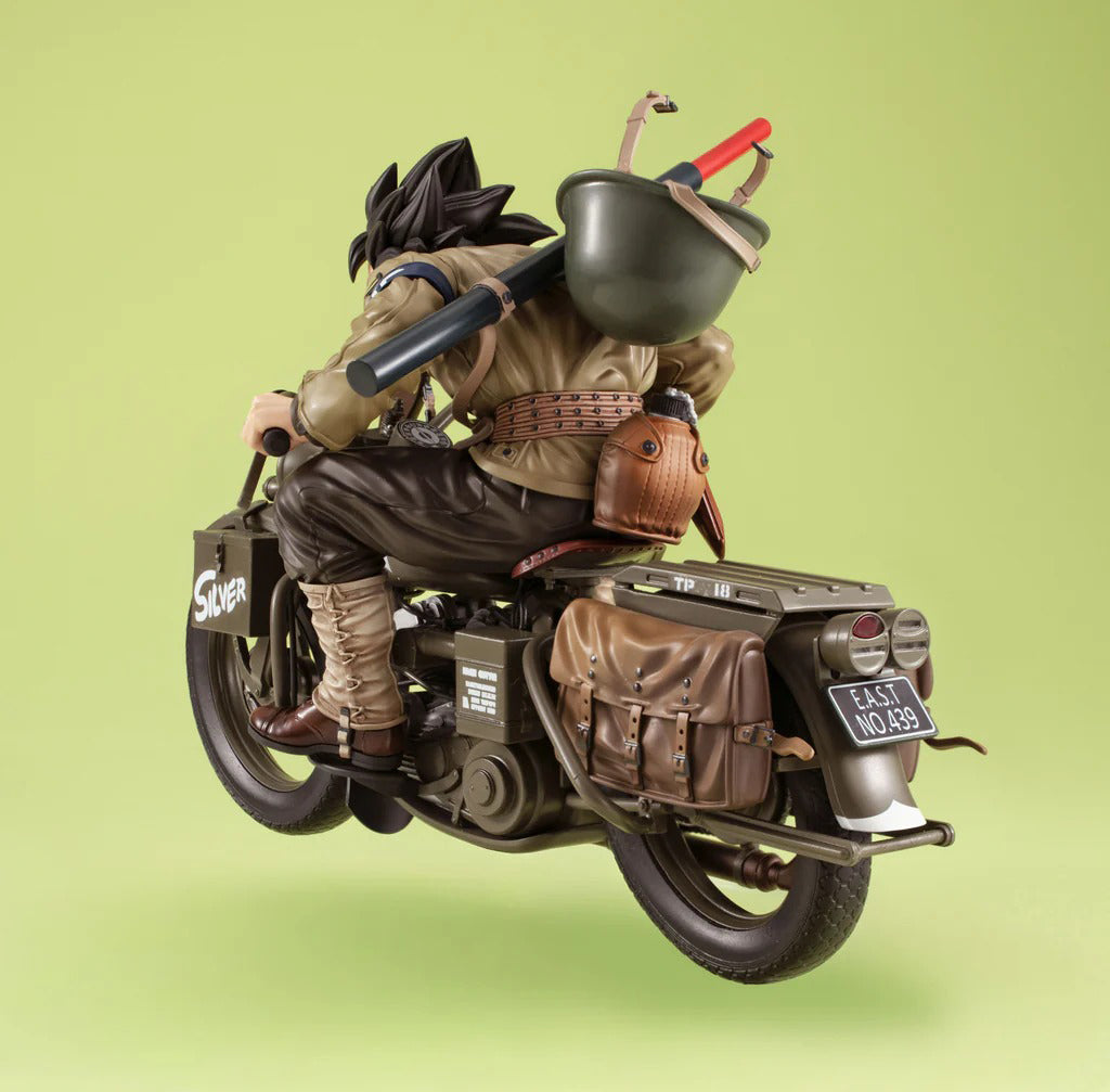 Desktop Real McCoy EX: Son Goku & Bike (Dragon Ball Z)