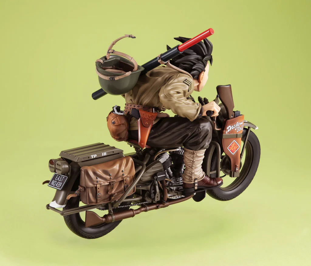 Desktop Real McCoy EX: Son Goku & Bike (Dragon Ball Z)