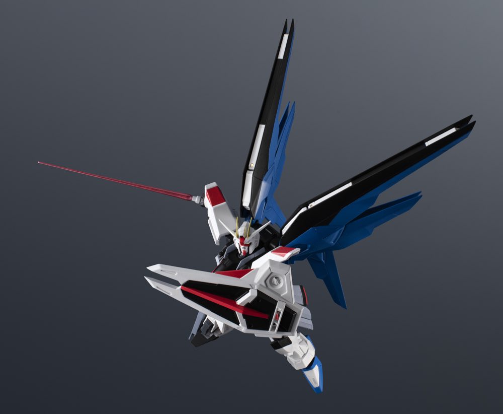 Gundam Universe Freedom Gundam Renewal (Mobile Suit Gundam SEED)