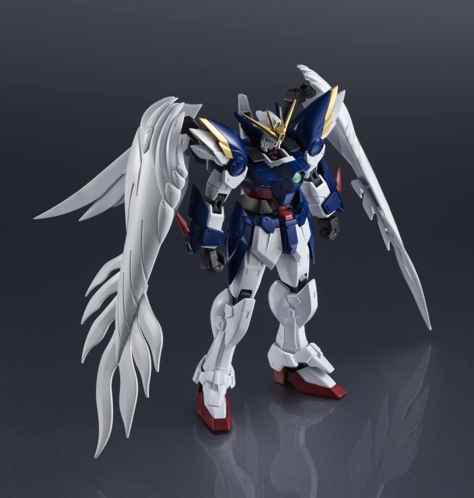 Gundam Universe Wing Gundam Zero Custom Renewal (Mobile Suit Gundam Wing)
