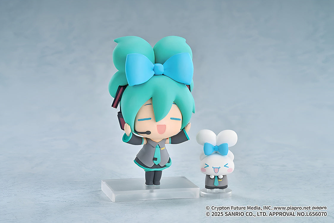 Hatsune Miku x Cinnamoroll Chibi Figure