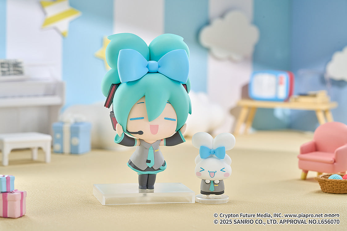 Hatsune Miku x Cinnamoroll Chibi Figure