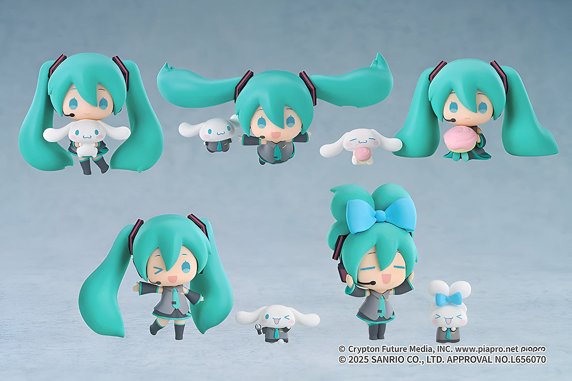 Hatsune Miku x Cinnamoroll Collectible Figure (Box of 5) - Thumbnail, Base