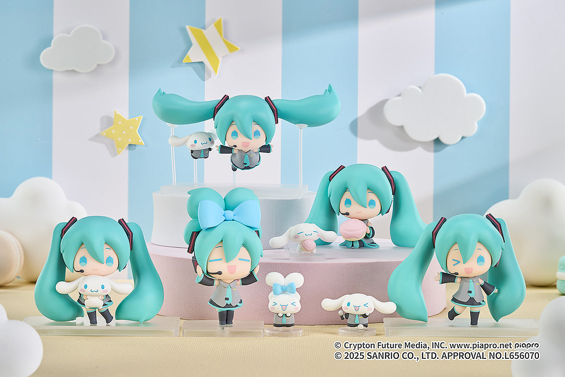 Hatsune Miku x Cinnamoroll Collectible Figure (Box of 5)