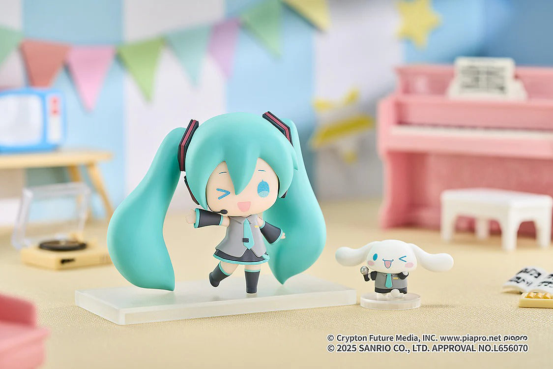 Hatsune Miku x Cinnamoroll Collectible Figure (Box of 5)