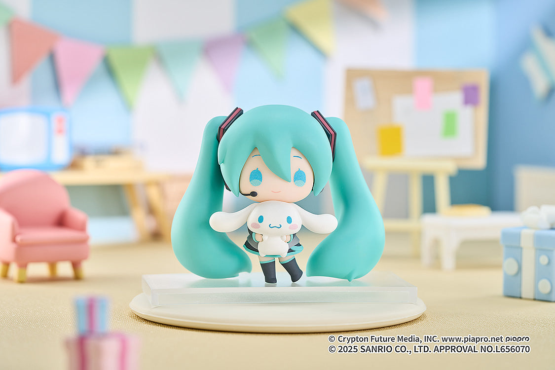 Hatsune Miku x Cinnamoroll Collectible Figure (Box of 5)