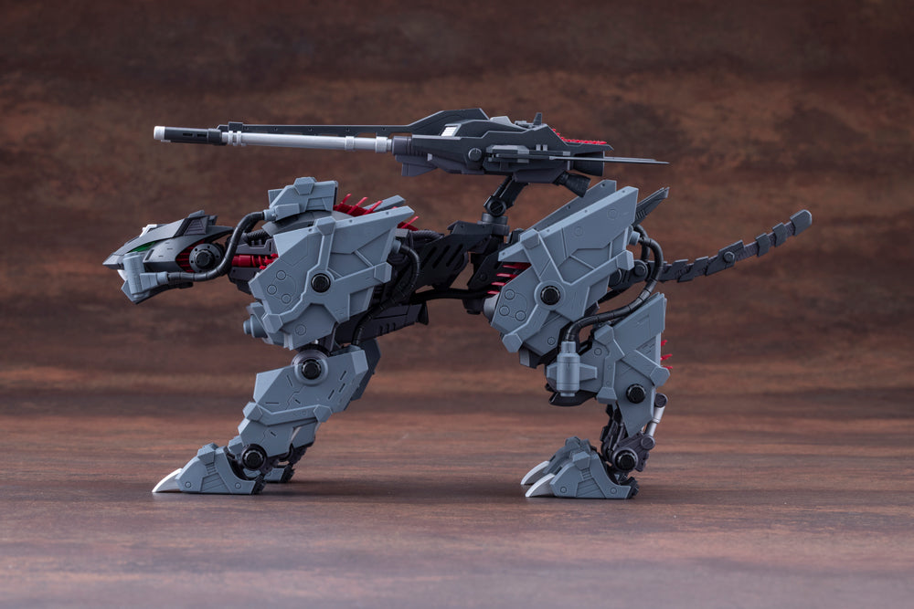 HMM Zoids EZ-035 Lightning Saix Irvine Special 2000 Recolor