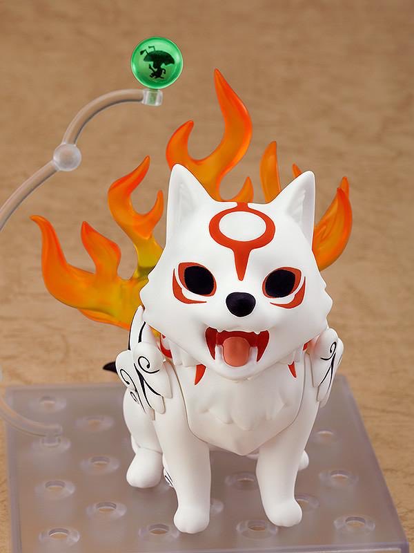 Nendoroid 1365‐DX Amaterasu DX Ver. (Okami)