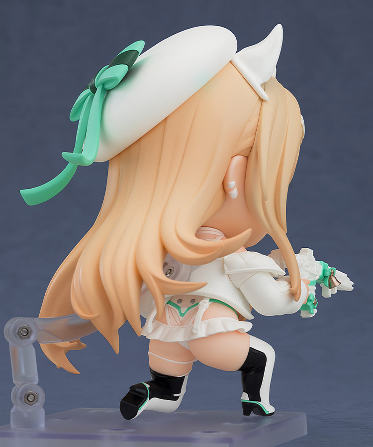 Nendoroid 2936 Rupee: Winter Shopper (Goddess of Victory: NIKKE)