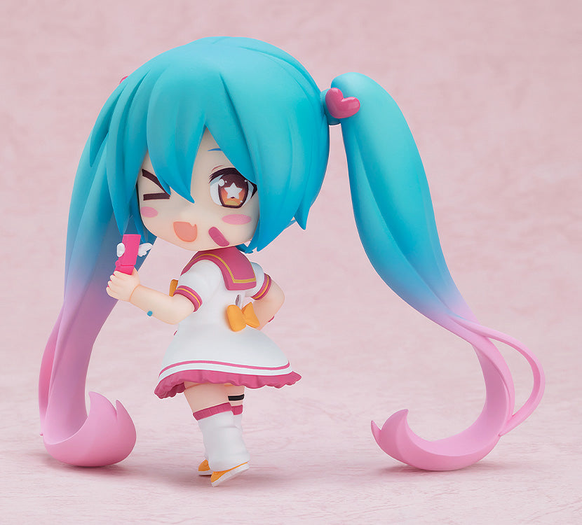 Nendoroid 3090 Hatsune Miku: M@GICAL☆CURE! LOVE ♡ SHOT!