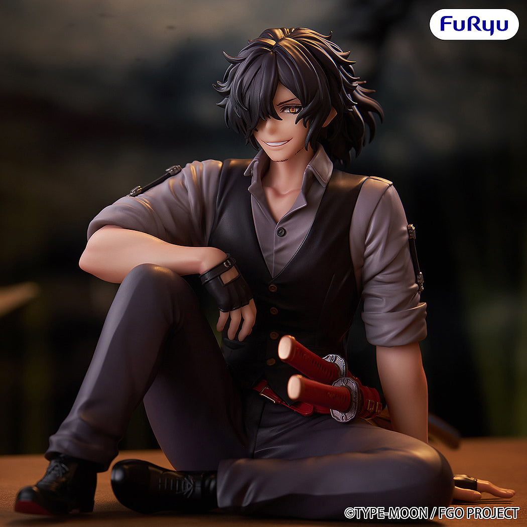 Noodle Stopper Figure: Assassin Izou Okada Awesome Dapper Suit (Fate/Grand Order)