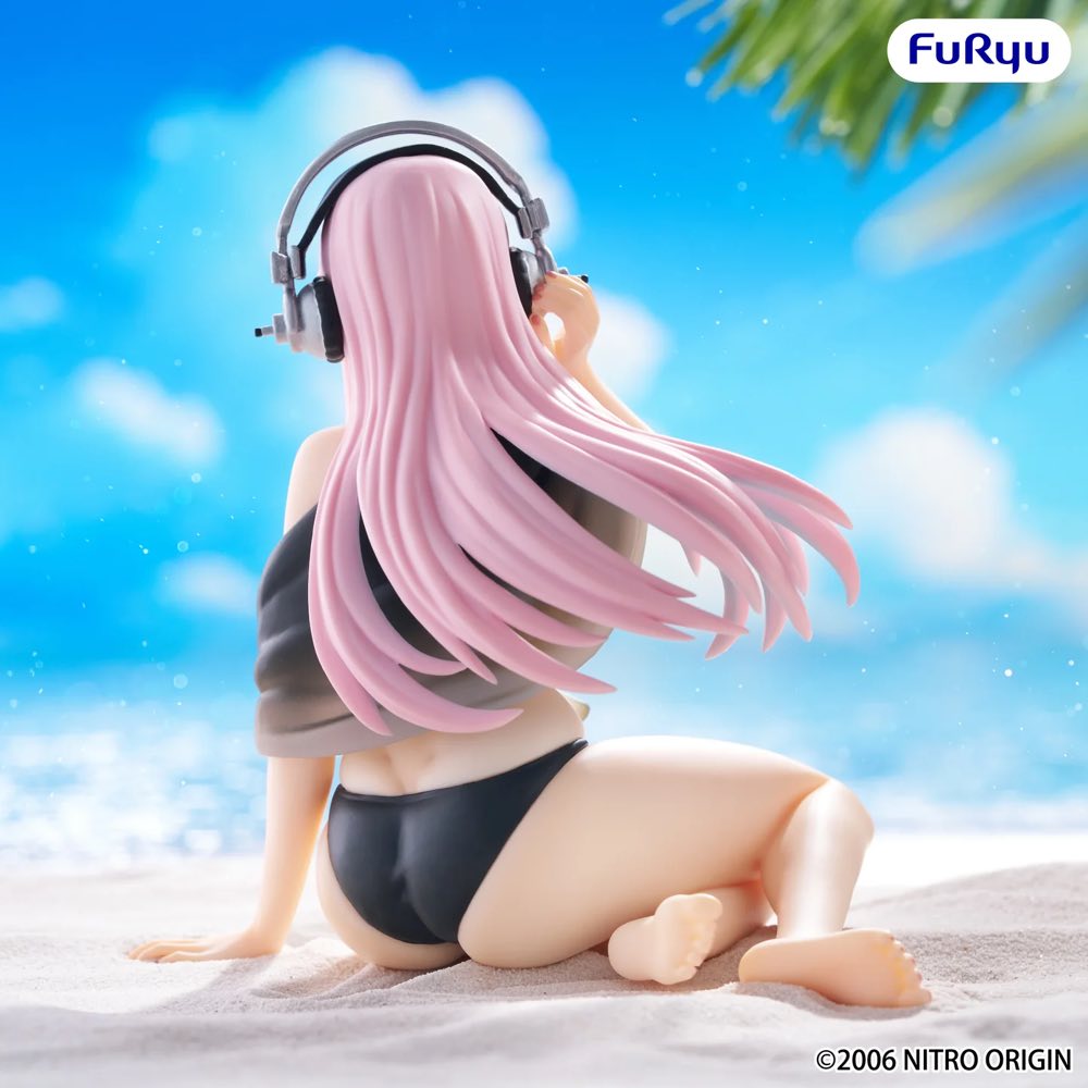 Noodle Stopper Figure: Super Sonico Black Swimsuit Ver.