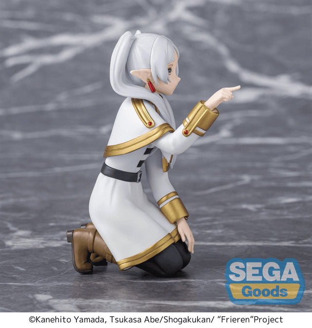 PM Perching Figure: Frieren Poking Something (Frieren: Beyond Journey's End)
