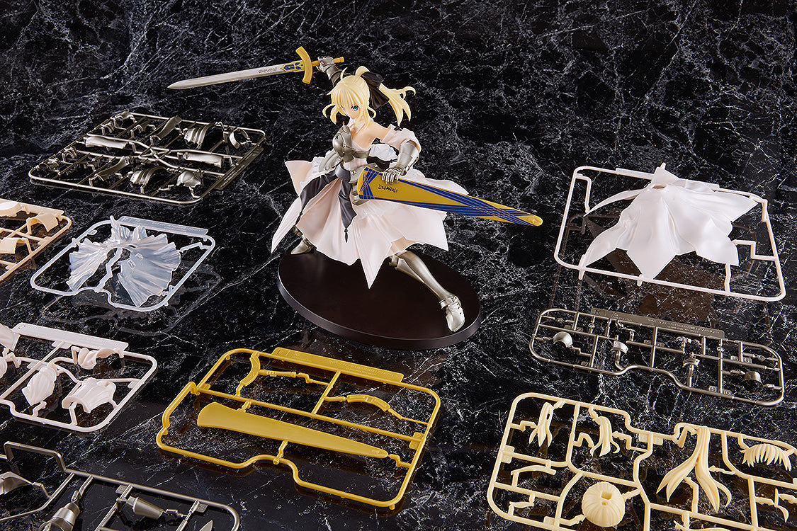 Reincarnation Saber Lily Distant Avalon Model Kit (Fate Series)
