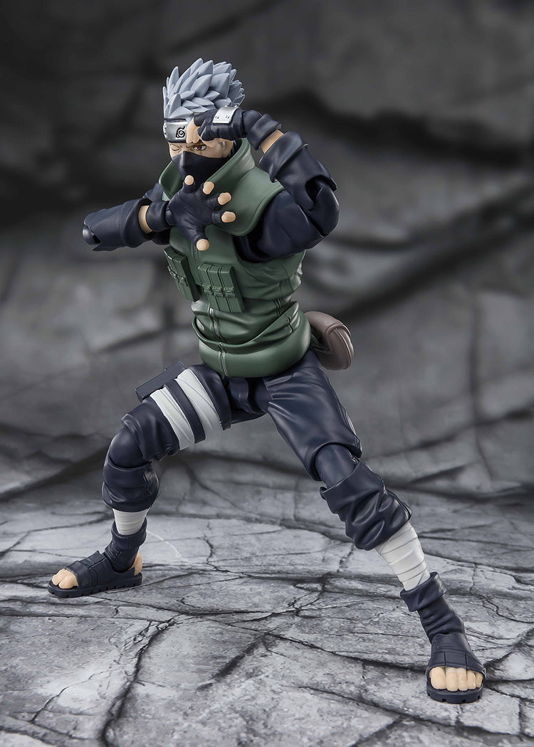 S.H.Figuarts Kakashi Hatake [The Famed Sharingan Hero] (Naruto)