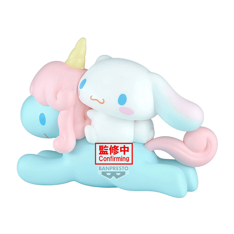 Sanrio Characters Figure: Cinnamoroll with Corune