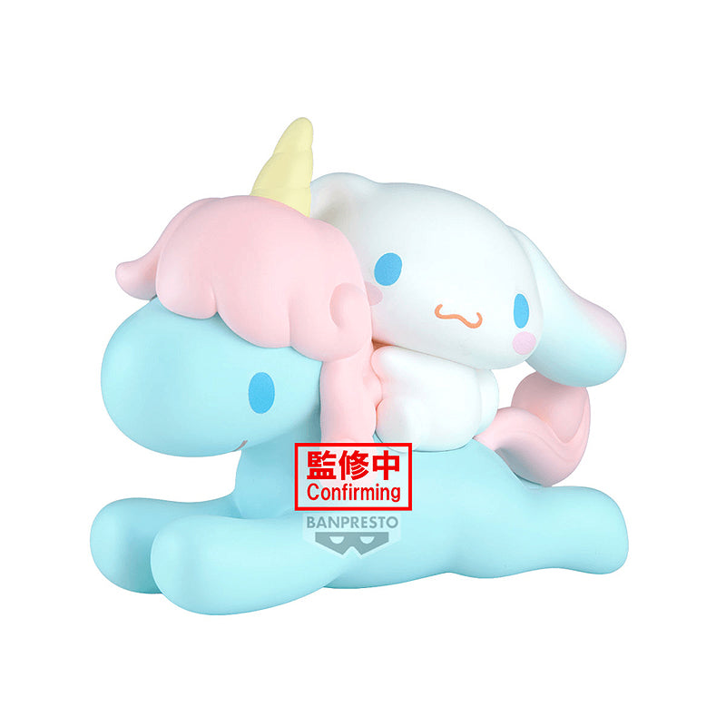 Sanrio Characters Figure: Cinnamoroll with Corune
