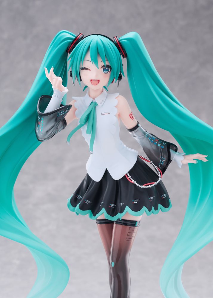 T-Most Figure: Hatsune Miku NT Ver.