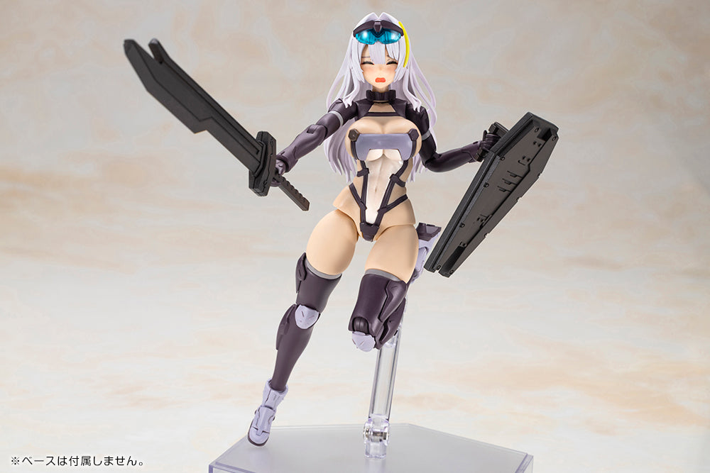 Zenith Girl Gray Ver. Model Kit (Front Mission)